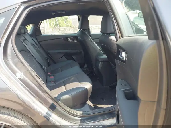3KPF54AD1RE835596 2024 KIA FORTE - Image 8
