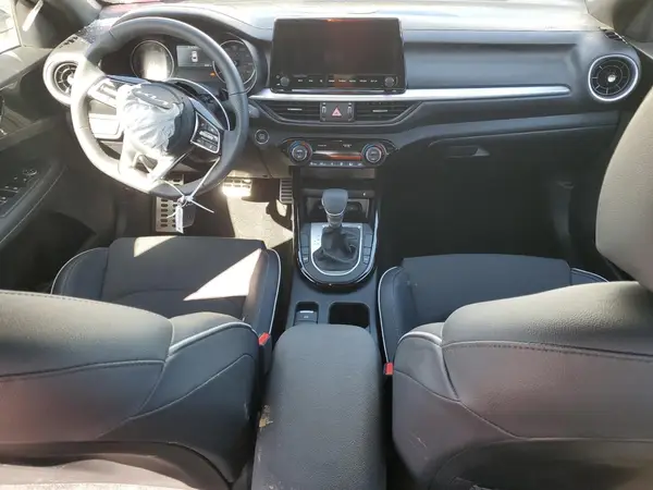 3KPF54AD1RE840877 2024 KIA FORTE - Image 8