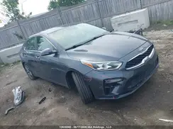 3KPF54AD2KE037243 2019 KIA FORTE