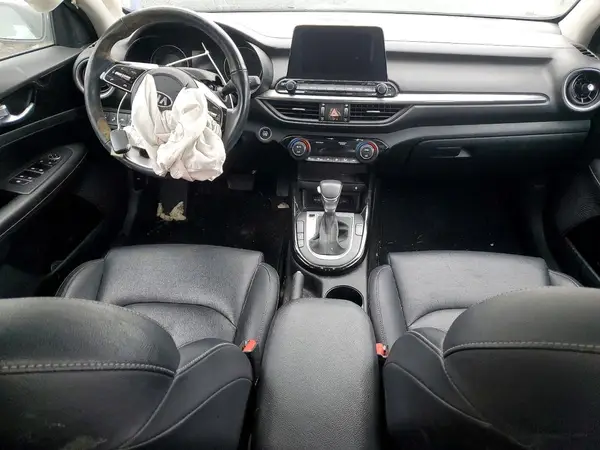 3KPF54AD2KE052745 2019 KIA FORTE - Image 8
