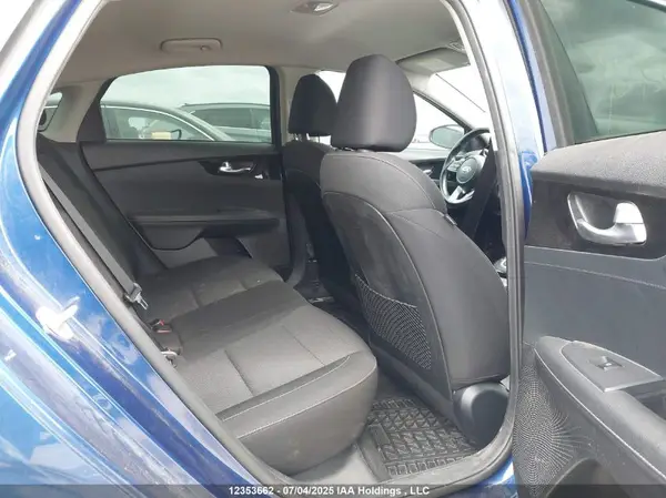 3KPF54AD2KE062787 2019 KIA FORTE - Image 8