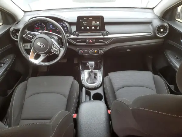 3KPF54AD2KE062904 2019 KIA FORTE - Image 8