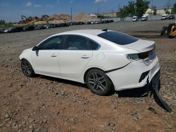 3KPF54AD2KE092985 2019 KIA FORTE - Image 2