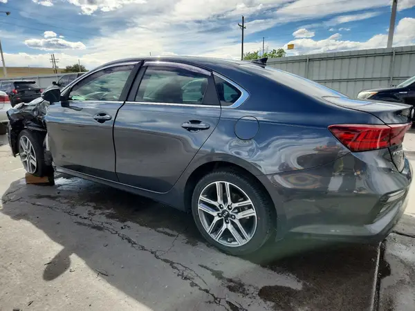 3KPF54AD2KE096230 2019 KIA FORTE - Image 2
