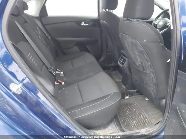 3KPF54AD2KE123376 2019 KIA FORTE - Image 8