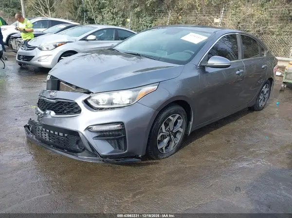3KPF54AD2LE144763 2020 KIA FORTE - Image 2