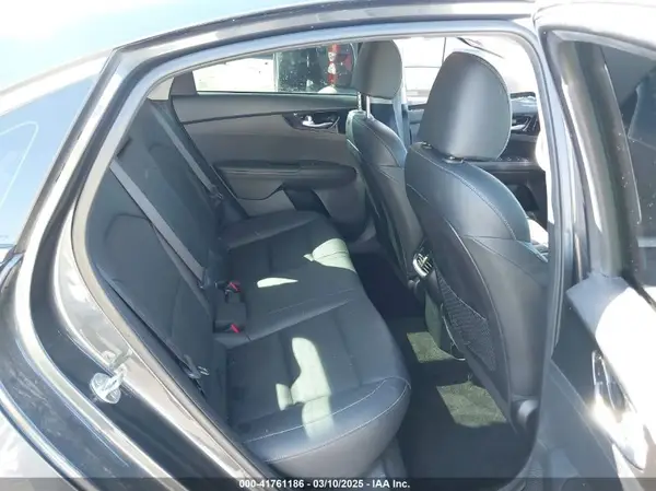 3KPF54AD2LE152474 2020 KIA FORTE - Image 8