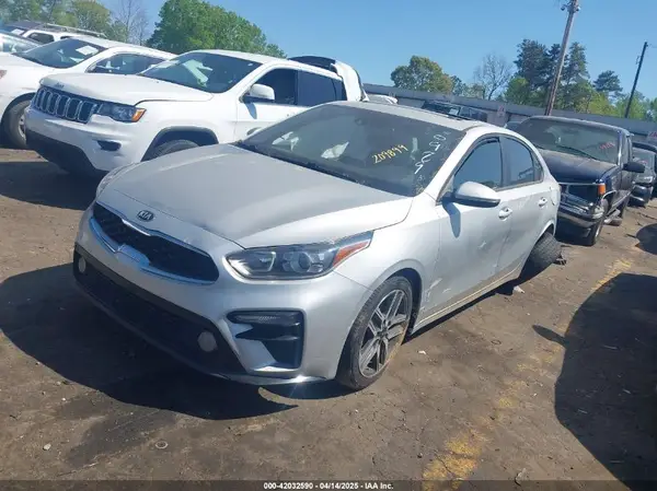 3KPF54AD2LE209899 2020 KIA FORTE - Image 2