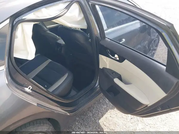 3KPF54AD2LE225455 2020 KIA FORTE - Image 8