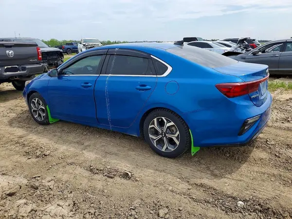 3KPF54AD2ME298830 2021 KIA FORTE - Image 2