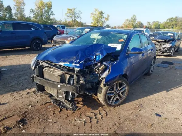 3KPF54AD2ME406587 2021 KIA FORTE - Image 2