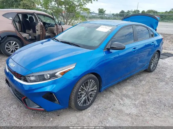3KPF54AD2NE422063 2022 KIA FORTE - Image 2