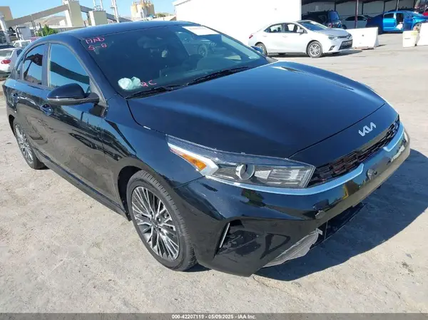 3KPF54AD2NE433080 2022 KIA FORTE - Image 1