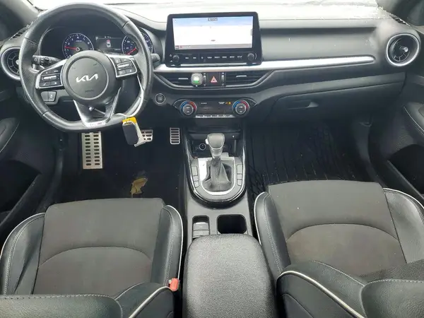 3KPF54AD2NE441177 2022 KIA FORTE - Image 8