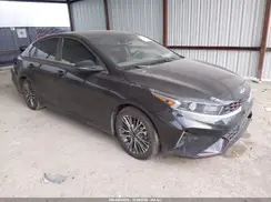 3KPF54AD2NE442541 2022 KIA FORTE