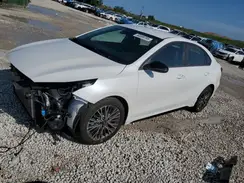 3KPF54AD2NE443348 2022 KIA FORTE