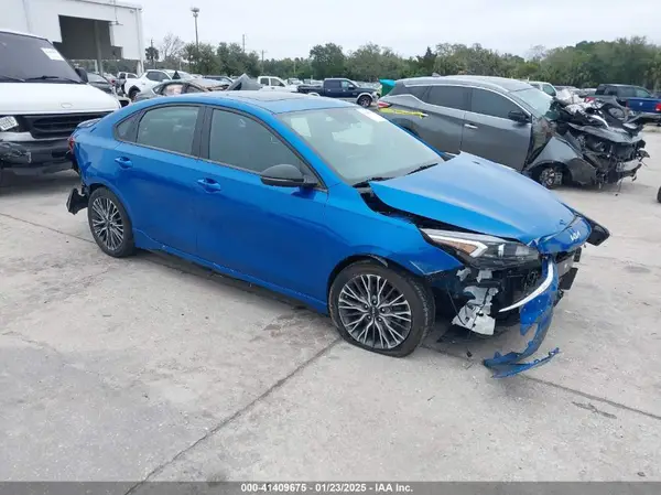3KPF54AD2NE444225 2022 KIA FORTE - Image 1