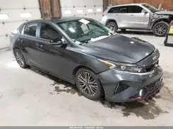 3KPF54AD2NE444886 2022 KIA FORTE