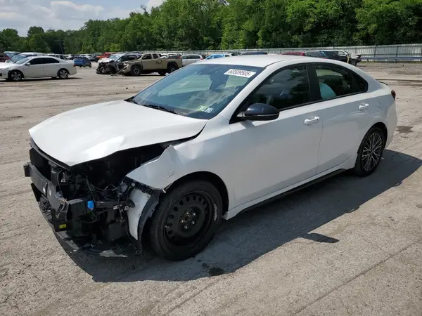 3KPF54AD2NE452759 2022 KIA FORTE - Image 1