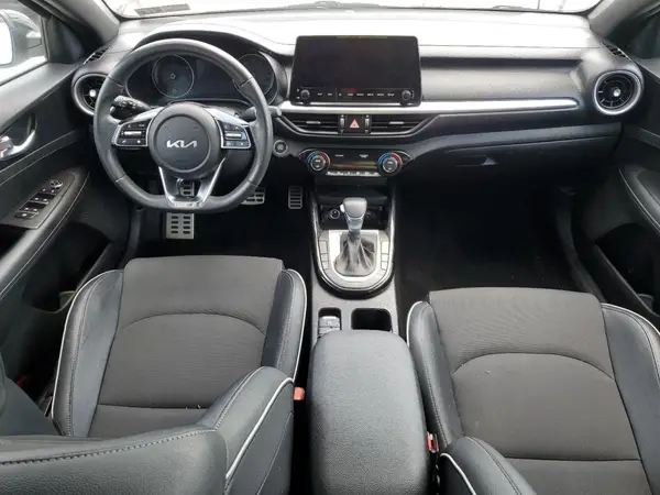 3KPF54AD2NE452759 2022 KIA FORTE - Image 8