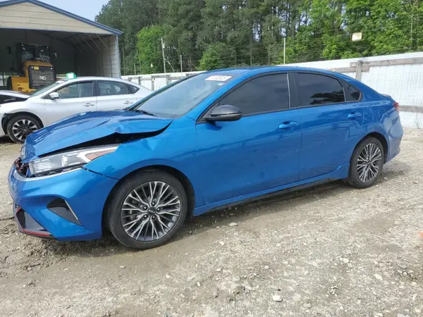 3KPF54AD2NE453202 2022 KIA FORTE - Image 1