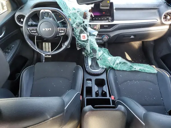 3KPF54AD2NE453362 2022 KIA FORTE - Image 8