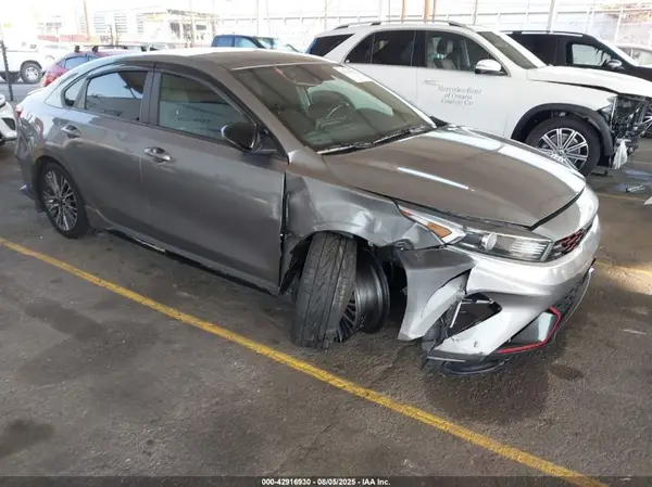 3KPF54AD2NE455712 2022 KIA FORTE - Image 1