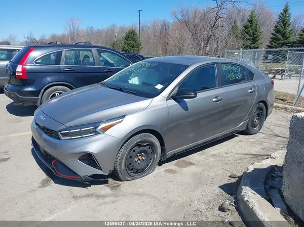 3KPF54AD2NE458738 2022 KIA FORTE - Image 2