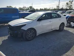 3KPF54AD2NE472705 2022 KIA FORTE