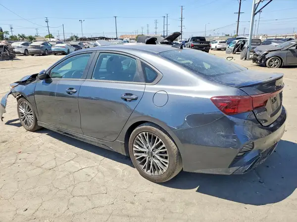 3KPF54AD2NE473000 2022 KIA FORTE - Image 2
