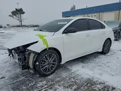 3KPF54AD2NE480867 2022 KIA FORTE
