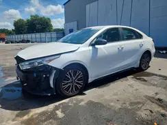 3KPF54AD2NE481162 2022 KIA FORTE