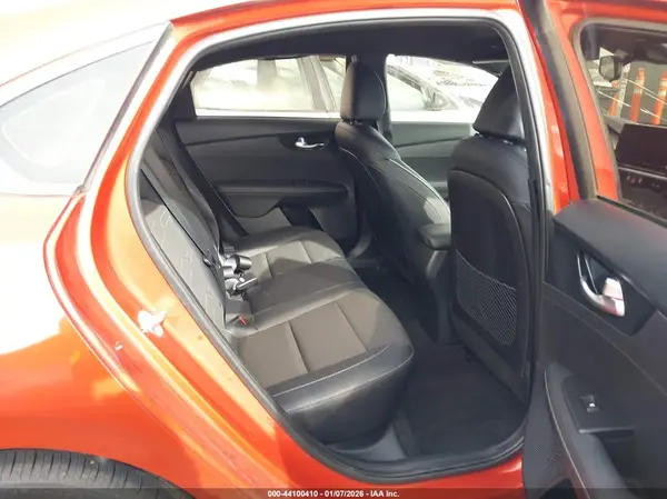 3KPF54AD2NE486328 2022 KIA FORTE - Image 8