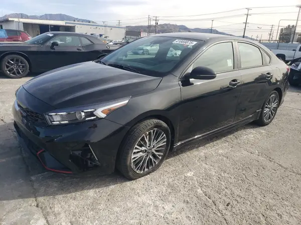 3KPF54AD2NE488483 2022 KIA FORTE - Image 1