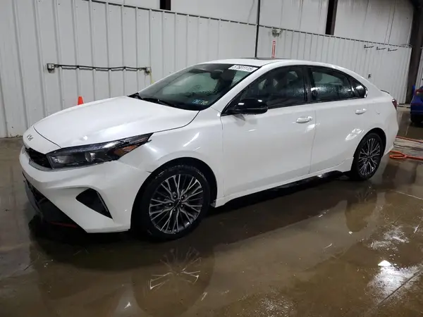 3KPF54AD2NE503581 2022 KIA FORTE - Image 1