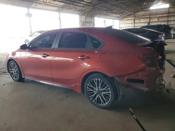 3KPF54AD2NE506786 2022 KIA FORTE - Image 2