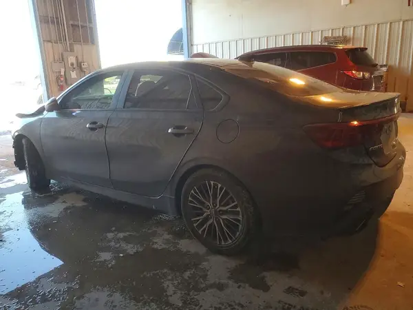 3KPF54AD2NE507226 2022 KIA FORTE - Image 2