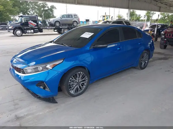 3KPF54AD2NE511292 2022 KIA FORTE - Image 2