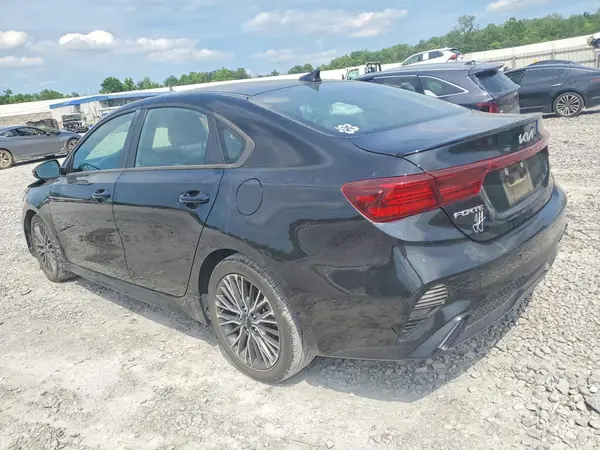 3KPF54AD2PE516656 2023 KIA FORTE - Image 2