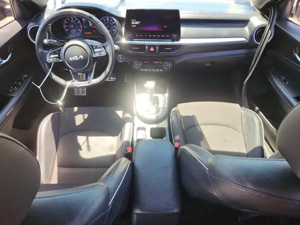3KPF54AD2PE517600 2023 KIA FORTE - Image 8