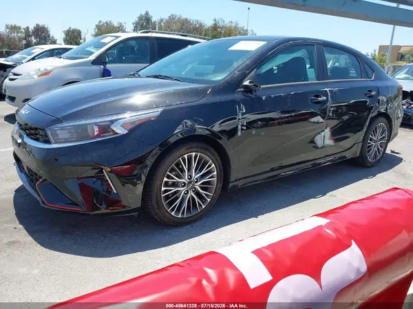 3KPF54AD2PE526023 2023 KIA FORTE - Image 2