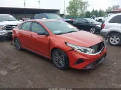 3KPF54AD2PE527138 2023 KIA FORTE
