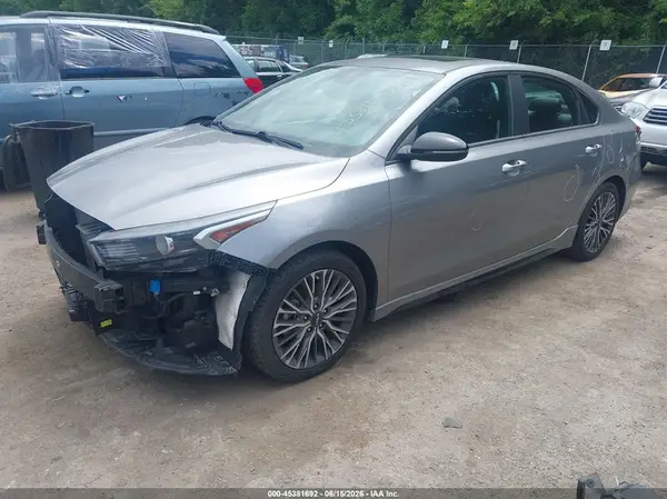 3KPF54AD2PE528418 2023 KIA FORTE - Image 2