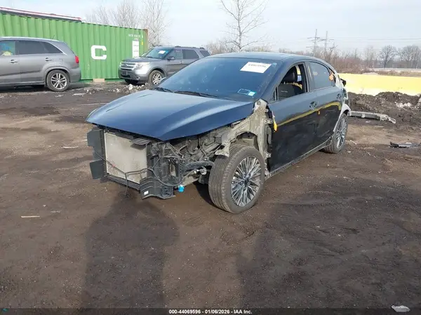 3KPF54AD2PE531223 2023 KIA FORTE - Image 2