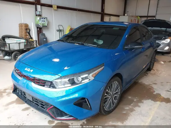 3KPF54AD2PE533540 2023 KIA FORTE - Image 2