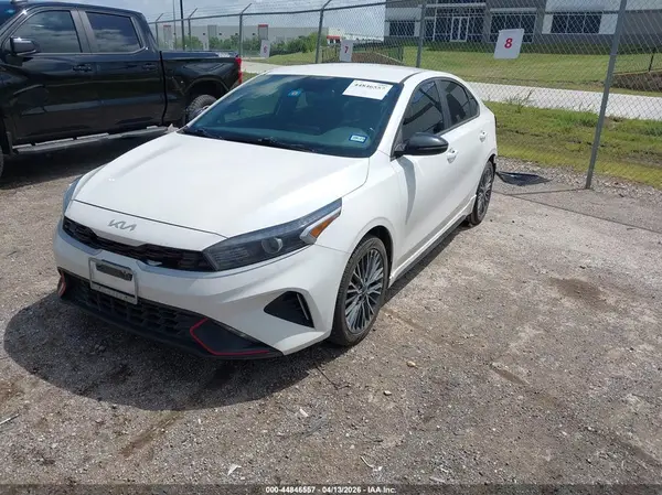 3KPF54AD2PE534025 2023 KIA FORTE - Image 2