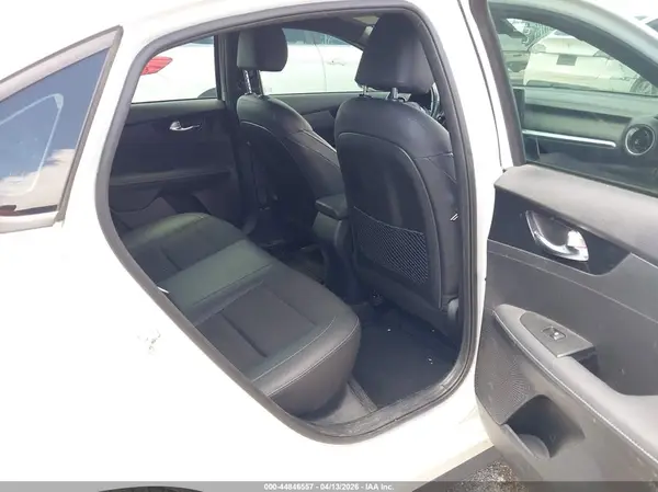 3KPF54AD2PE534025 2023 KIA FORTE - Image 8