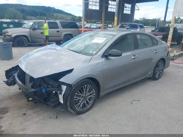 3KPF54AD2PE539418 2023 KIA FORTE - Image 2