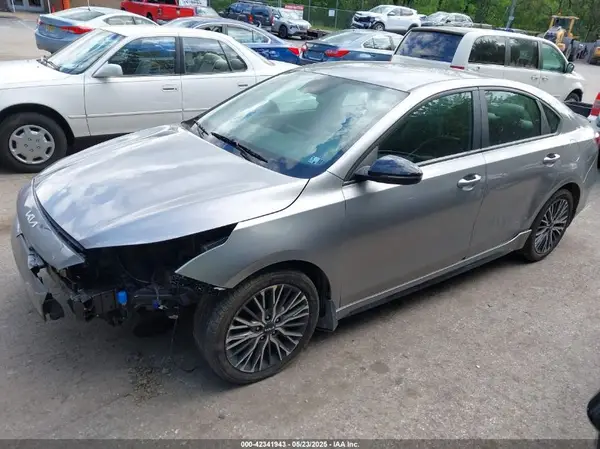 3KPF54AD2PE539659 2023 KIA FORTE - Image 2