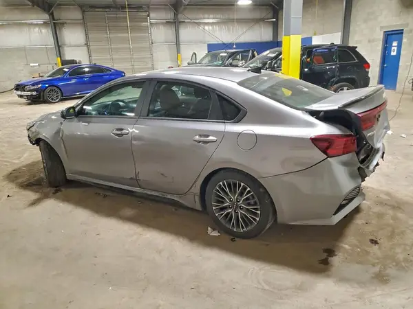 3KPF54AD2PE551195 2023 KIA FORTE - Image 2